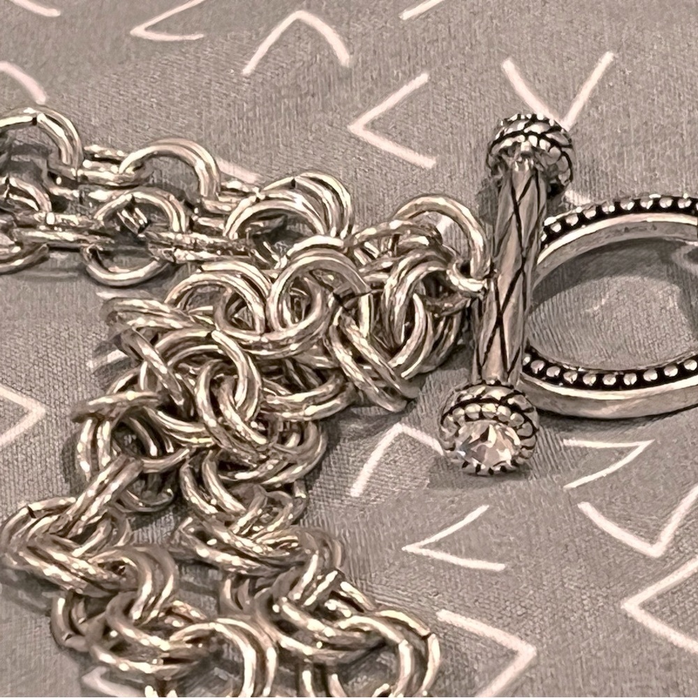 N204 Chico's Silver Key with Crystal Accent 35th Anniversary